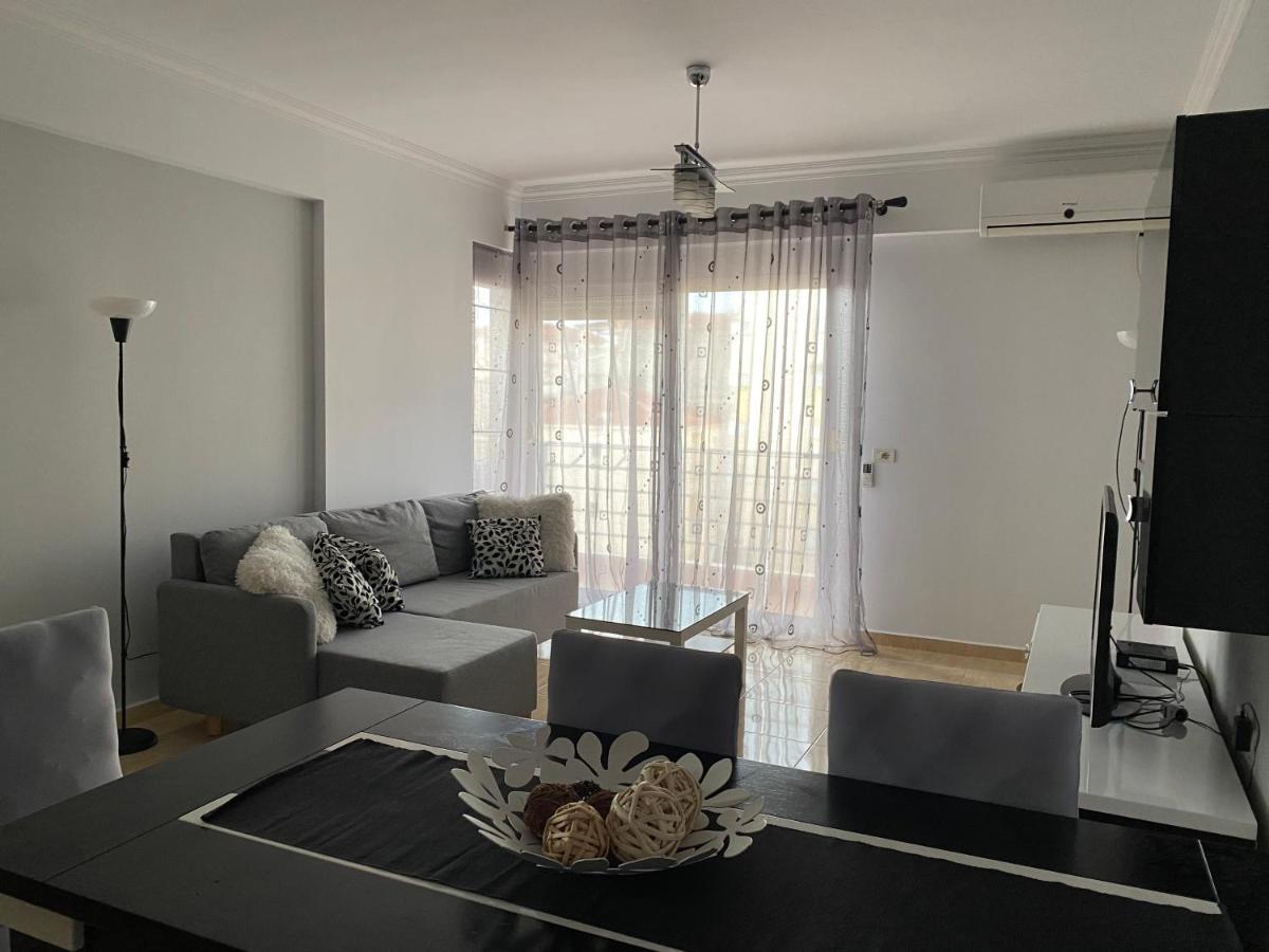 Sunny Apartament Saranda Kültér fotó